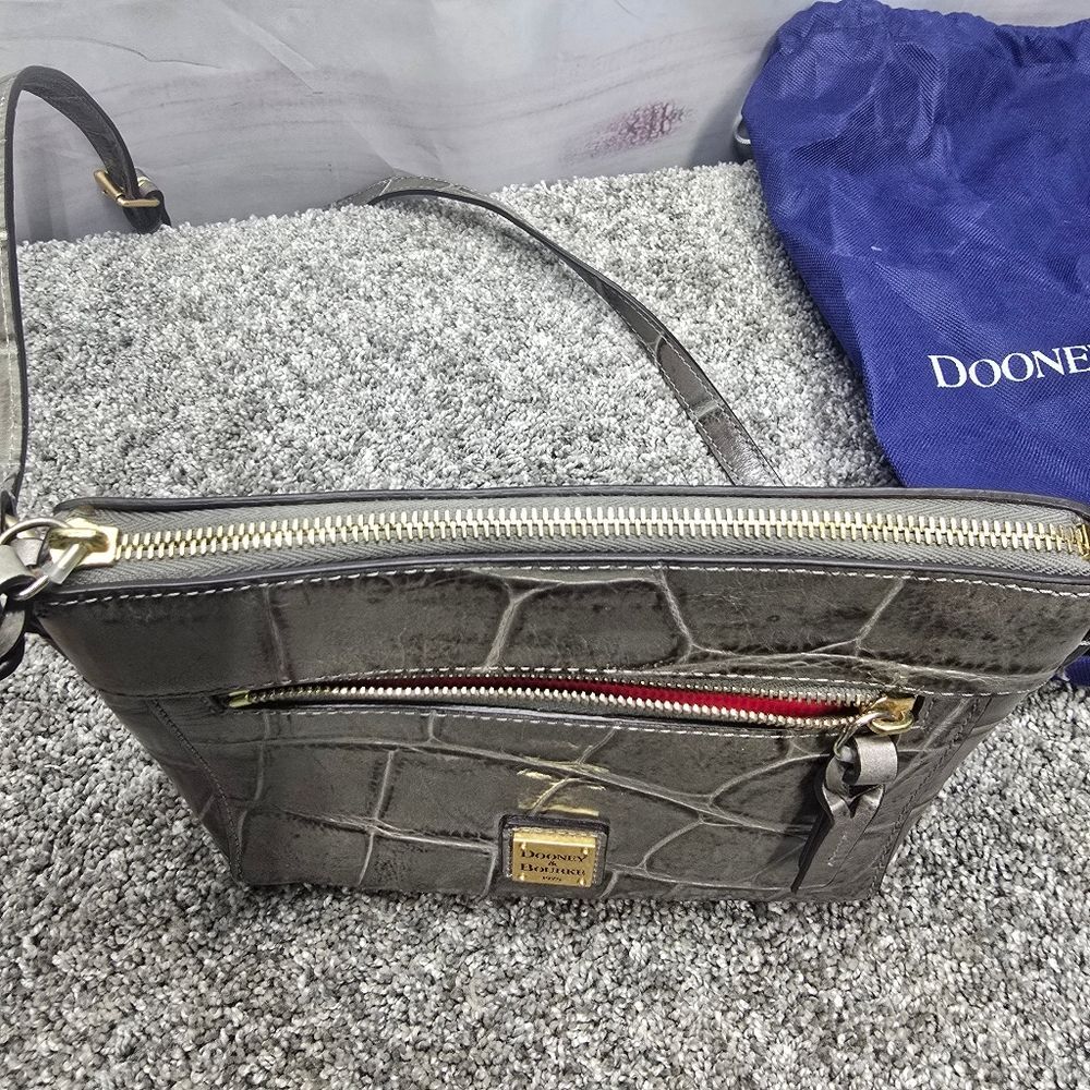 Dooney & Bourke Gray Crocodile Embossed Leather Crossbody with Dustbag - Picture 8 of 16